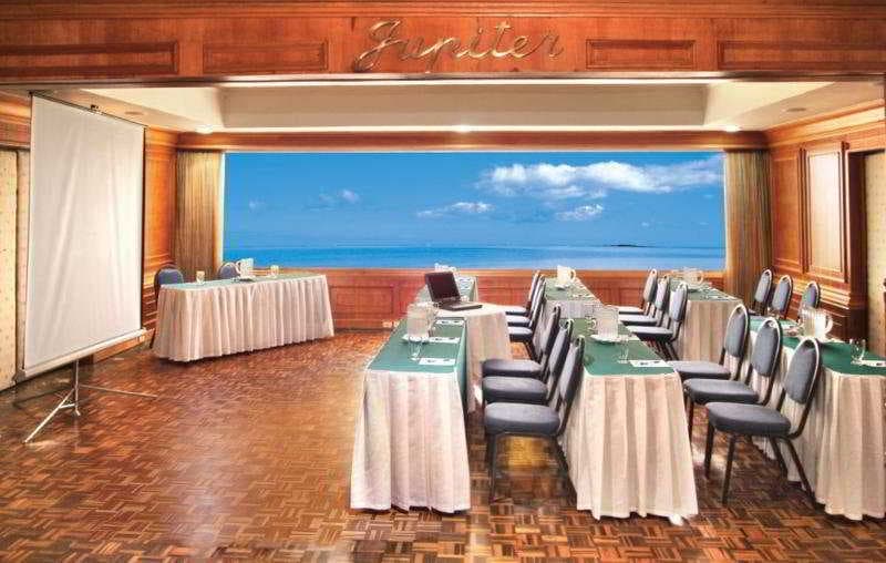 Capilla del Mar, CON