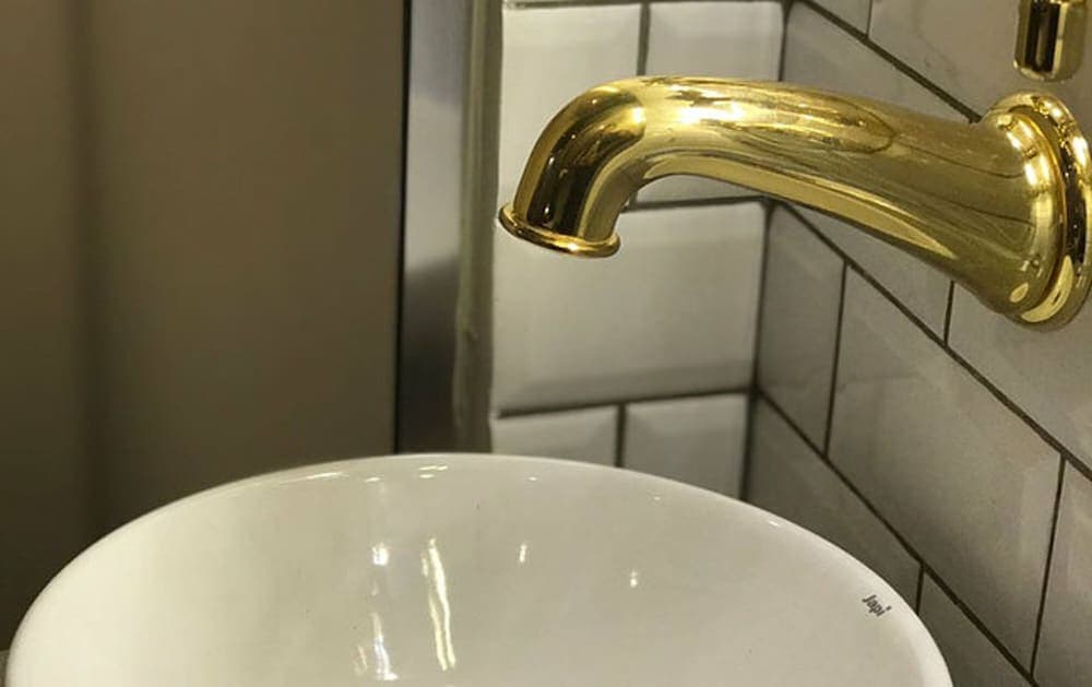 Cosmopolitano Hotel Boutique, Bathroom