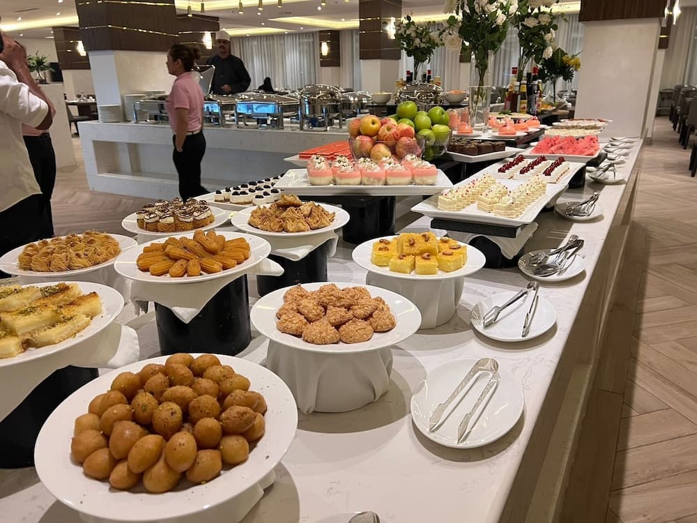 The Plaza Hotel and Resort, Breakfast buffet