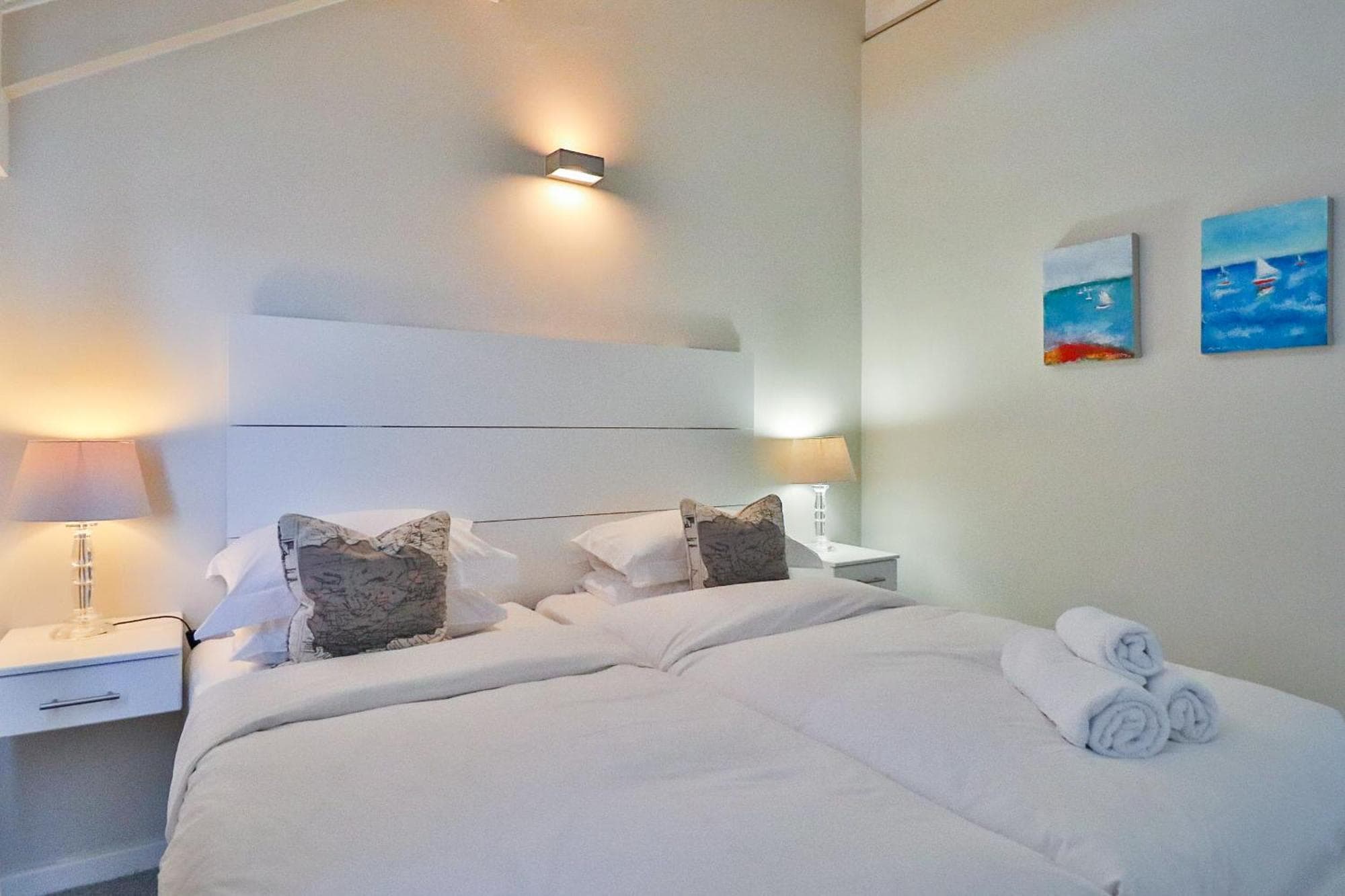 Whale Coast All-Suite-Hotel , 