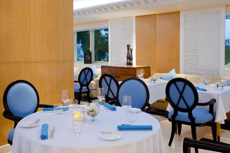 Kempinski Nile Hotel, RES