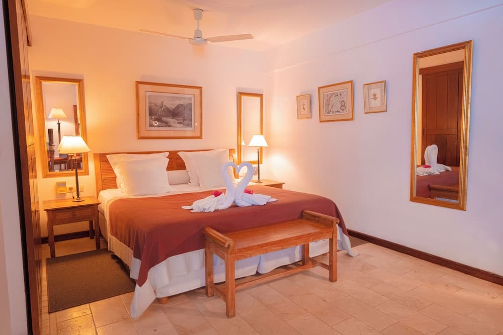 Le Saint Alexis, Room