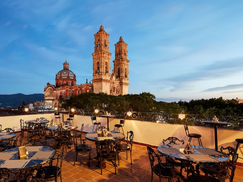 *Hotel Agua Escondida Taxco Centro, Restaurant