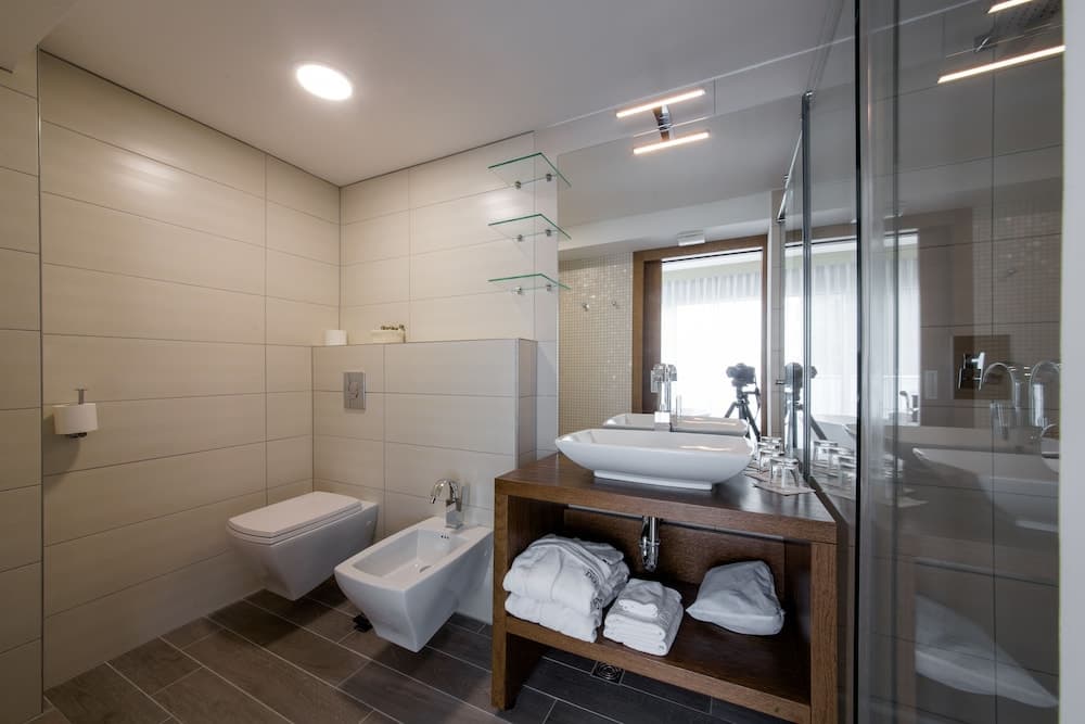 Grand Hotel Donat Superior, Bathroom