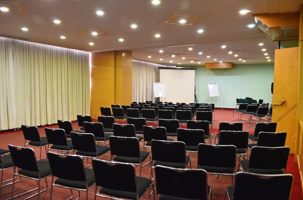 *Hotel Estoril, Meeting facility