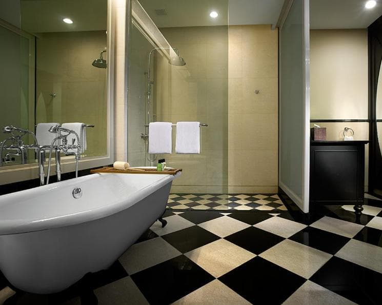 Eastern & Oriental Hotel, 