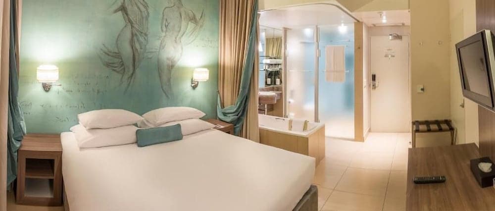 Peermont Metcourt at Emperors Palace, Bathroom