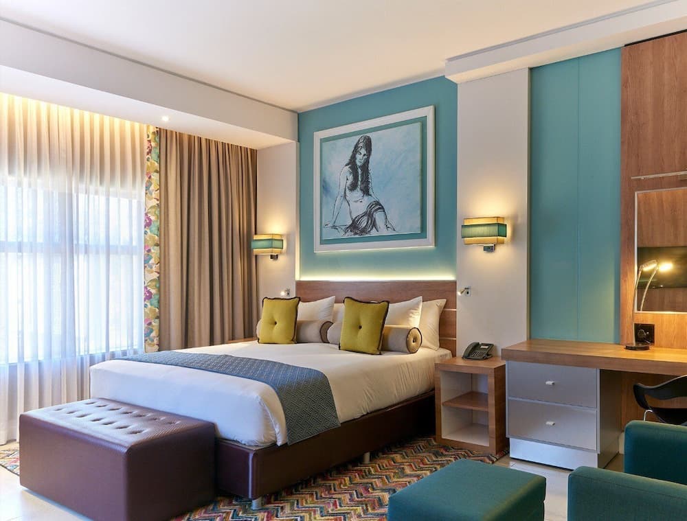 Peermont Metcourt at Emperors Palace, Room