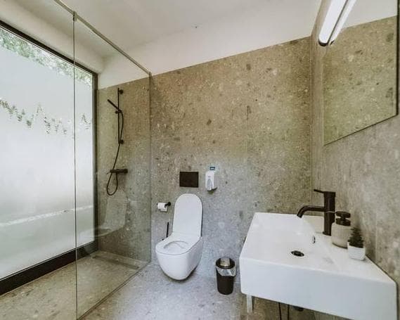 Charming Slovenia - Forest Glamping Resort Blaguš, 