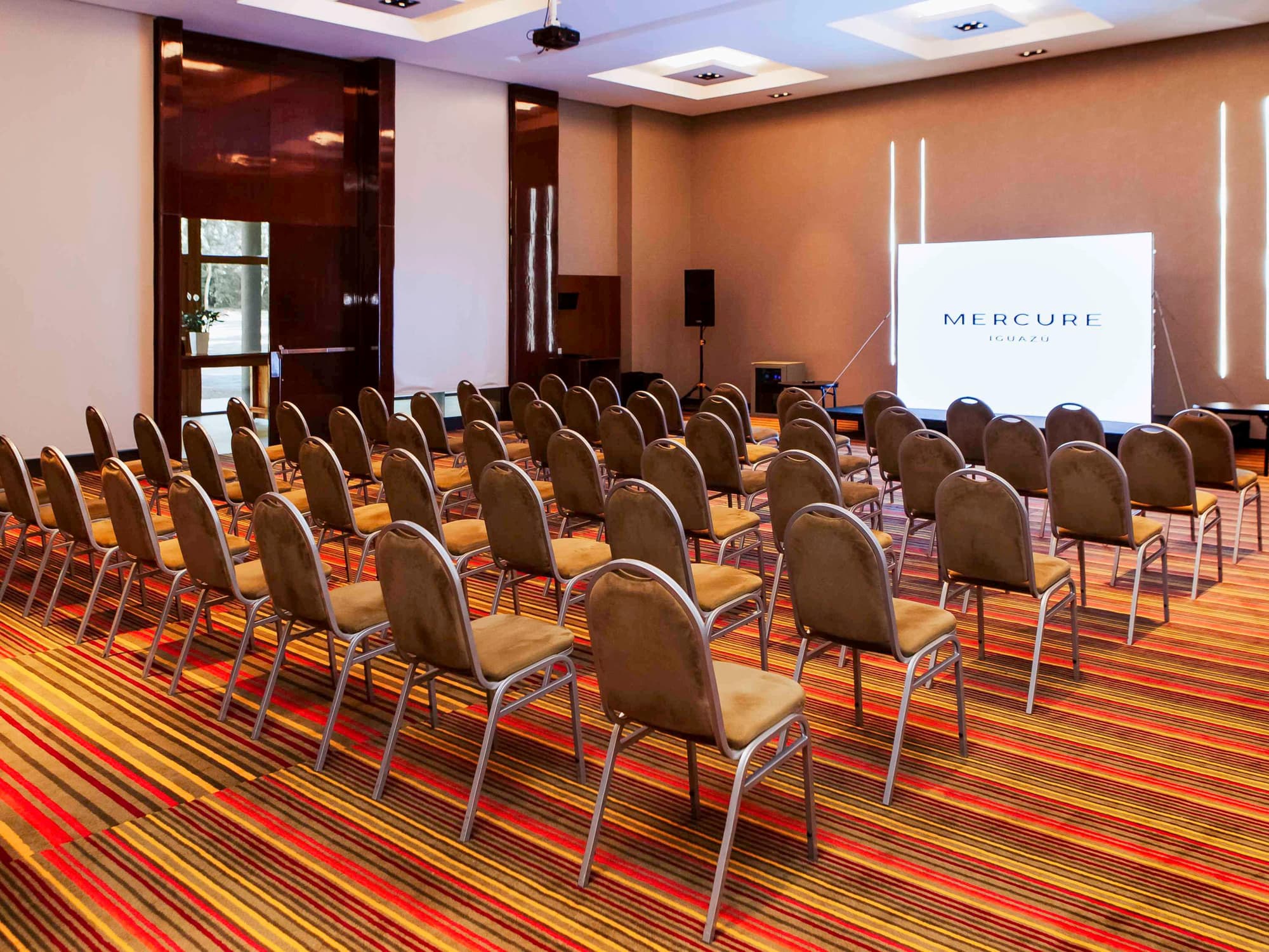 Mercure Iguazu Hotel Iru, Conferences