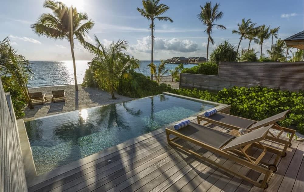 Hurawalhi Island Resort, Room