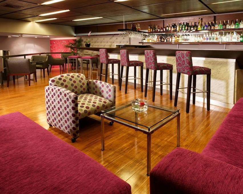 Crowne Plaza Hotels & Resorts, 