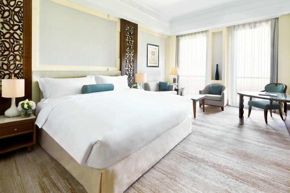 Al Bustan Palace, a Ritz-Carlton Hotel, Room