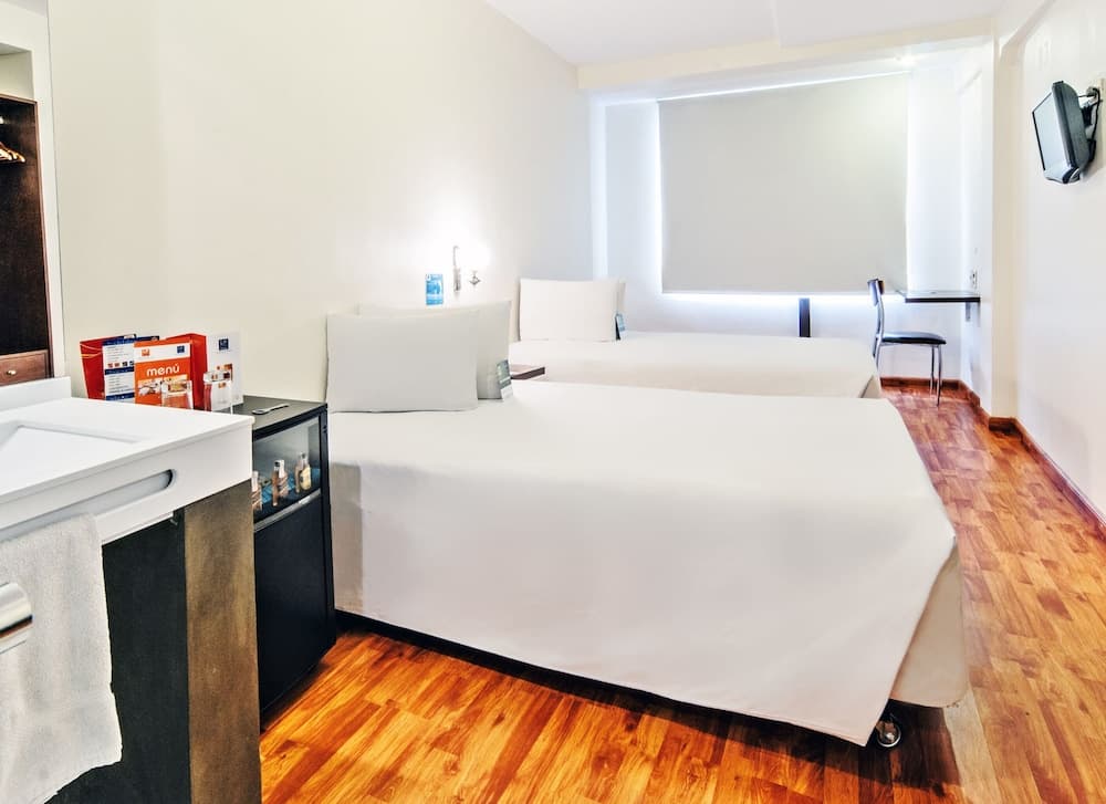 Hotel LP Columbus, Room