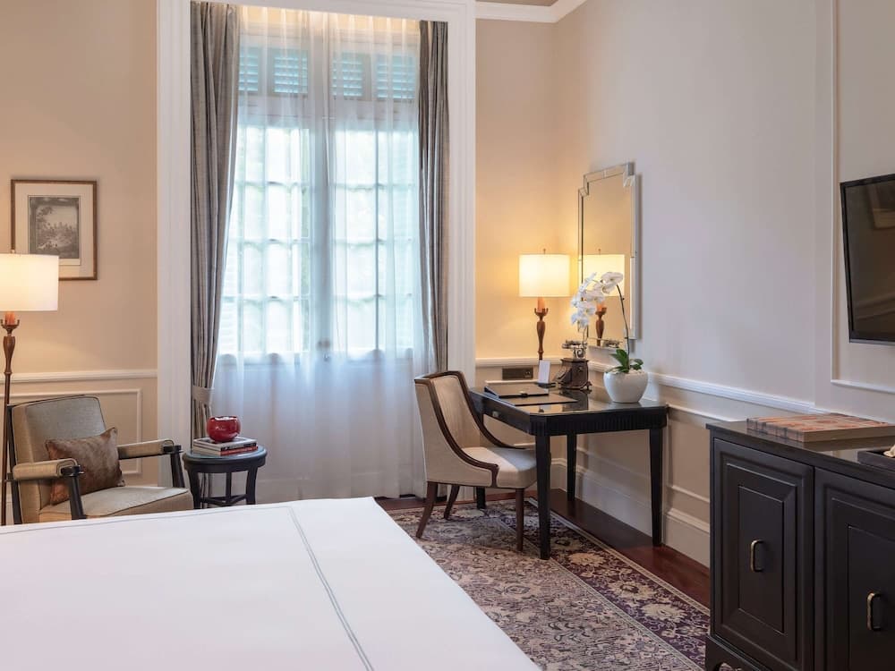 Raffles Hotel Le Royal, Room