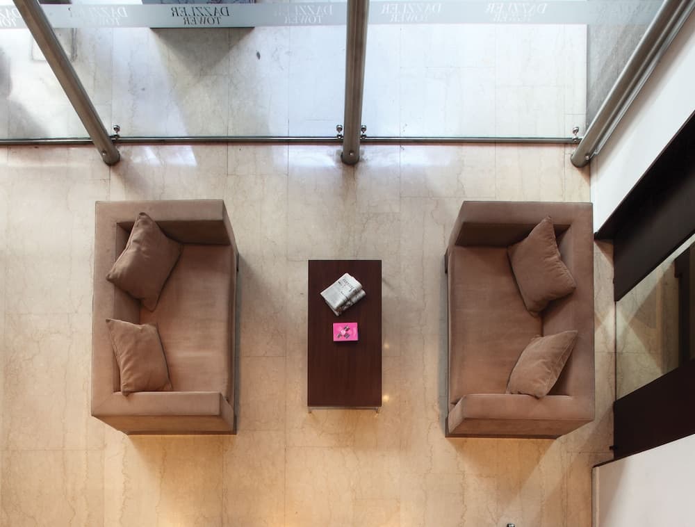 Dazzler by Wyndham Buenos Aires San Martin, Zona de estar en el vestíbulo