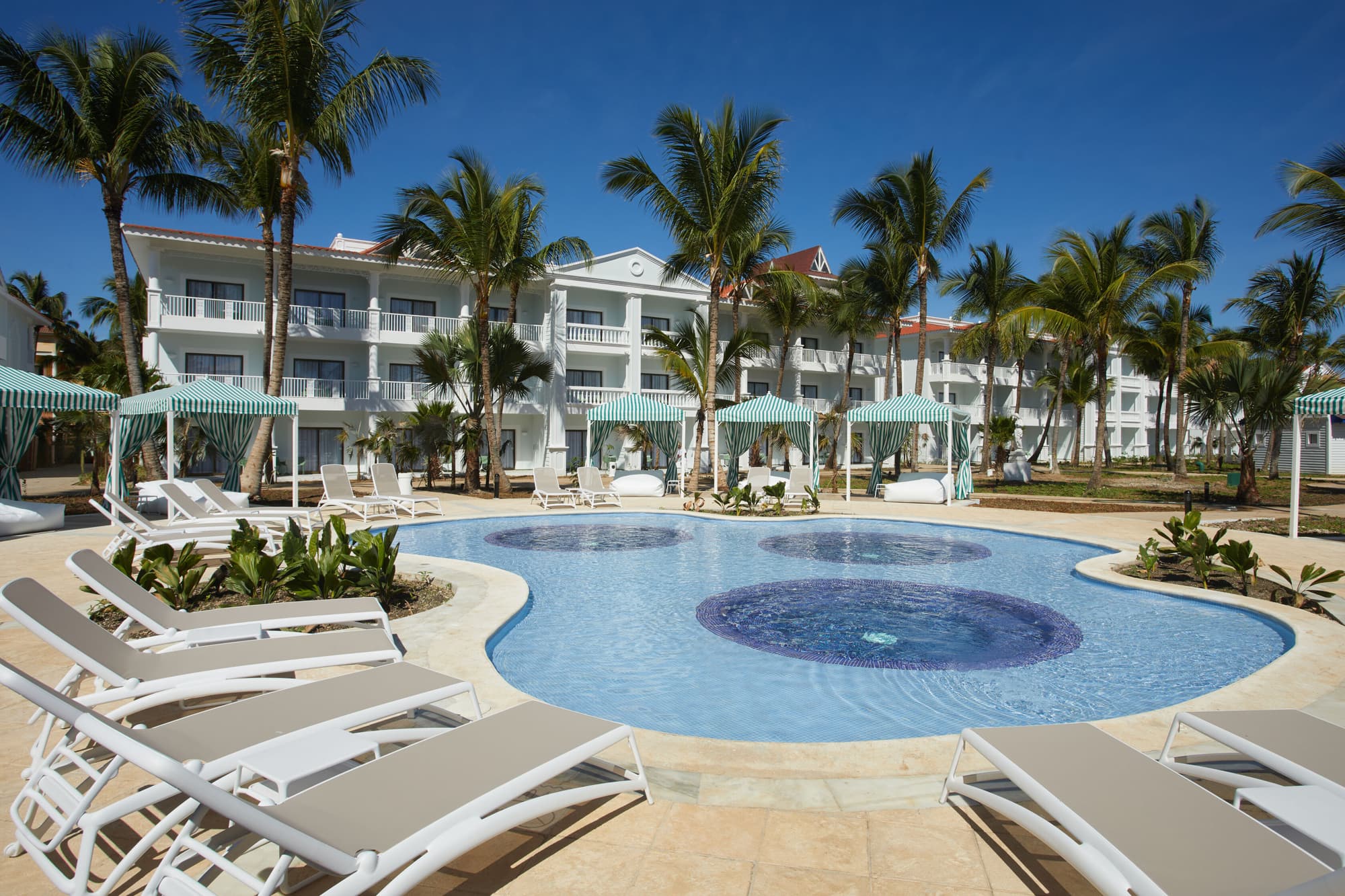 Bahia Principe Luxury Esmeralda, Pool