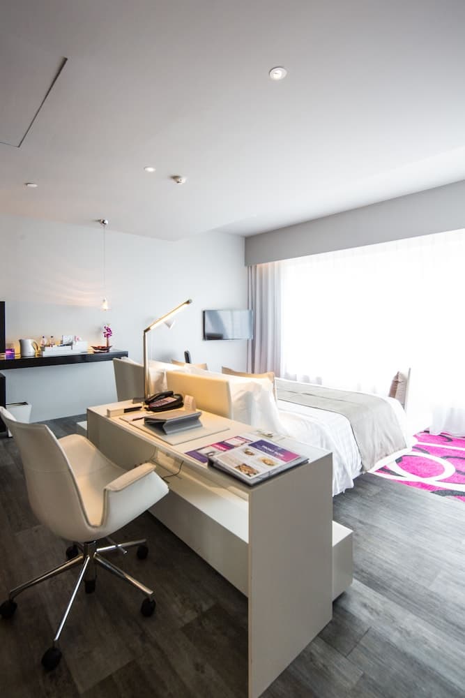 Mode Sathorn Hotel, Room