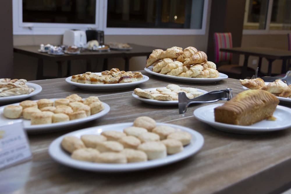 Las Dunas Hotel, Breakfast meal