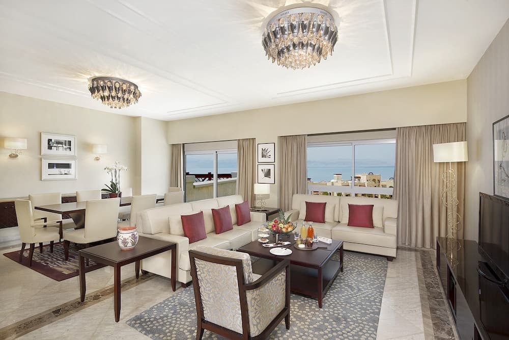 Crowne Plaza Jordan Dead Sea Resort & Spa, an IHG Hotel, Room