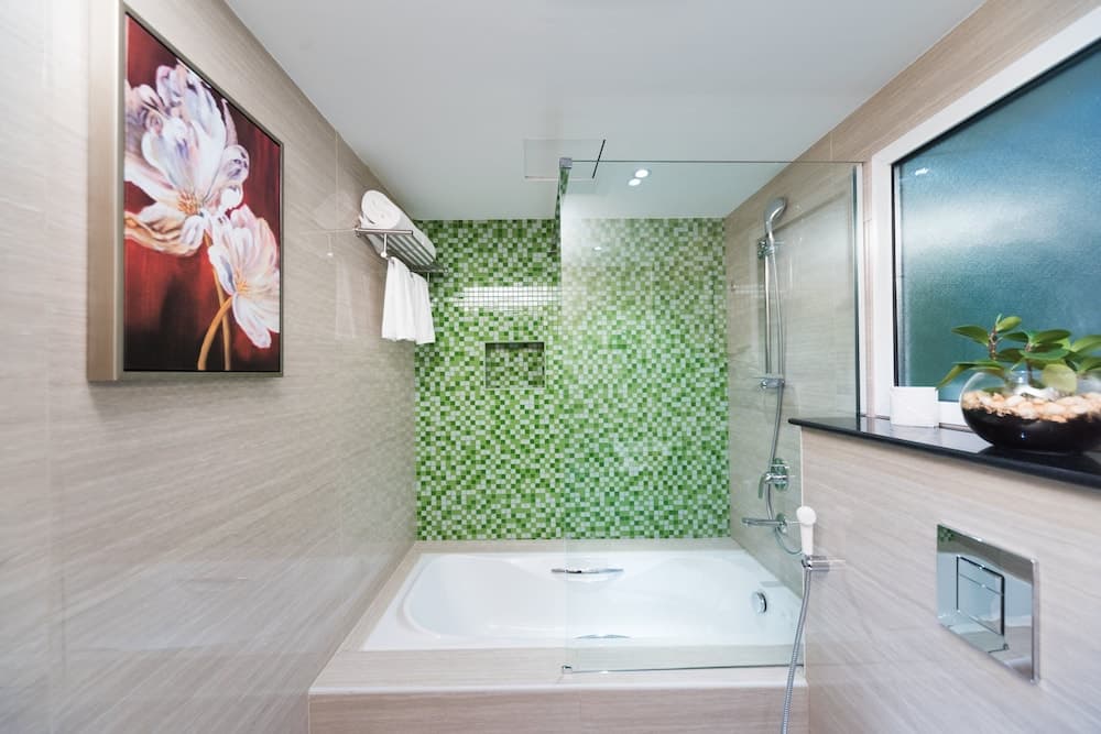 Centara Muscat Hotel Oman, Bathroom