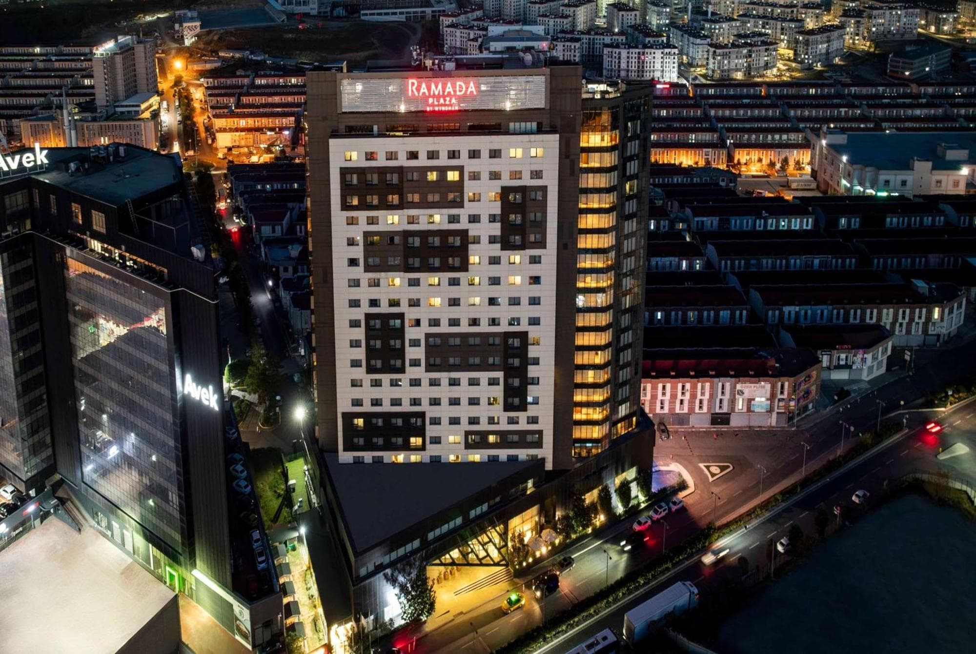 Ramada Plaza By Wyndham Istanbul Tekstilkent, 