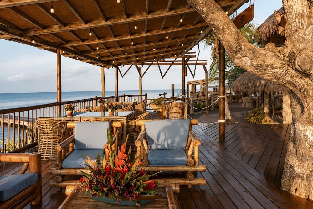 Hotel Isla del Encanto, Terrace/patio