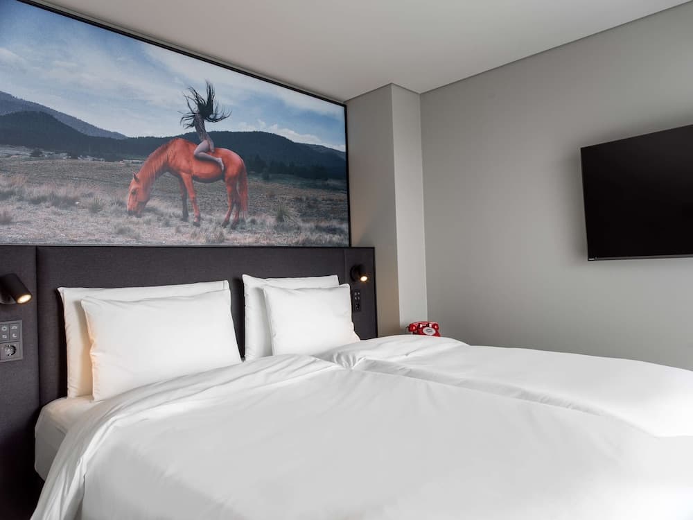 Radisson RED Helsinki, Room