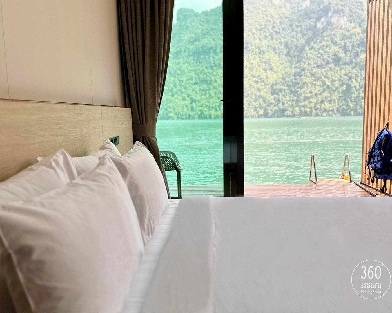 360° ISSARA Floating Resort, 