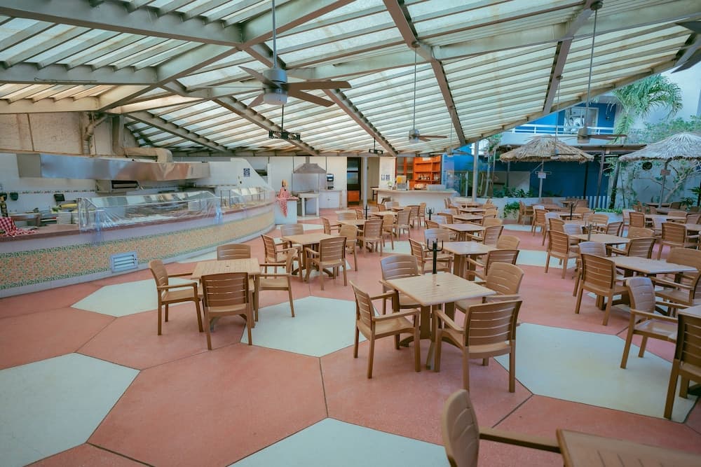 *Playa Suites, Outdoor dining