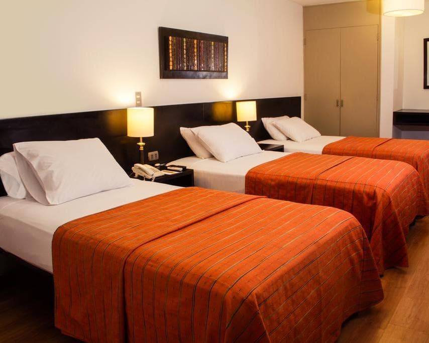 Los Girasoles Hotel , 