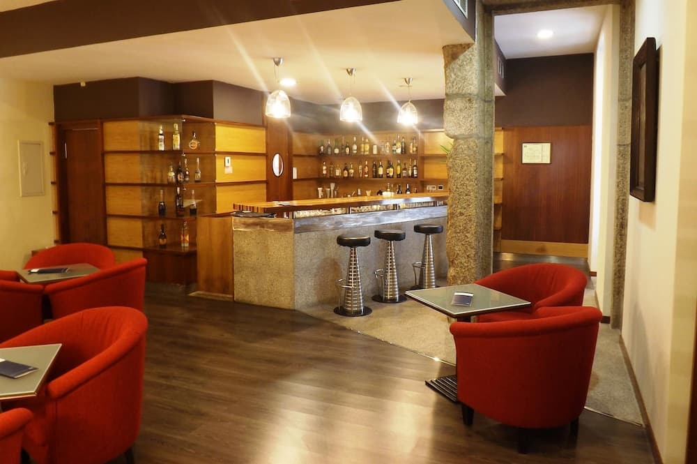 Golden Tulip Braga Hotel & Spa, Bar