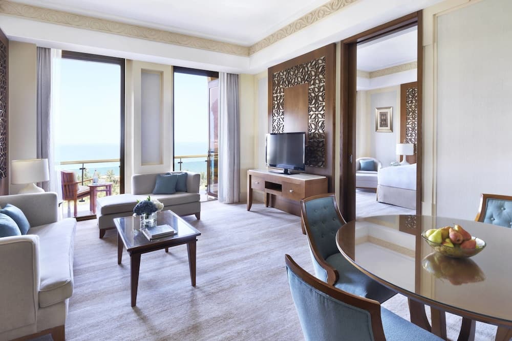 Al Bustan Palace, a Ritz-Carlton Hotel, Room