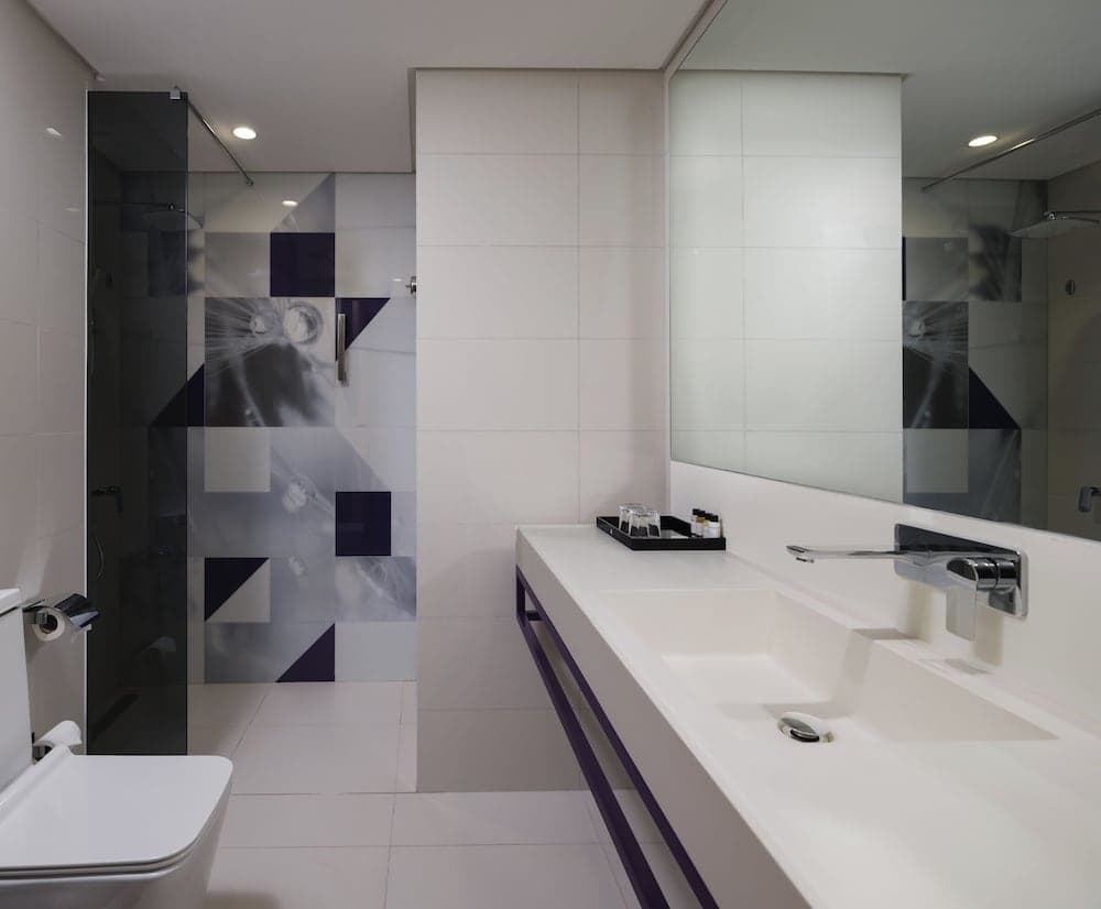 Studio M Muscat, Bathroom