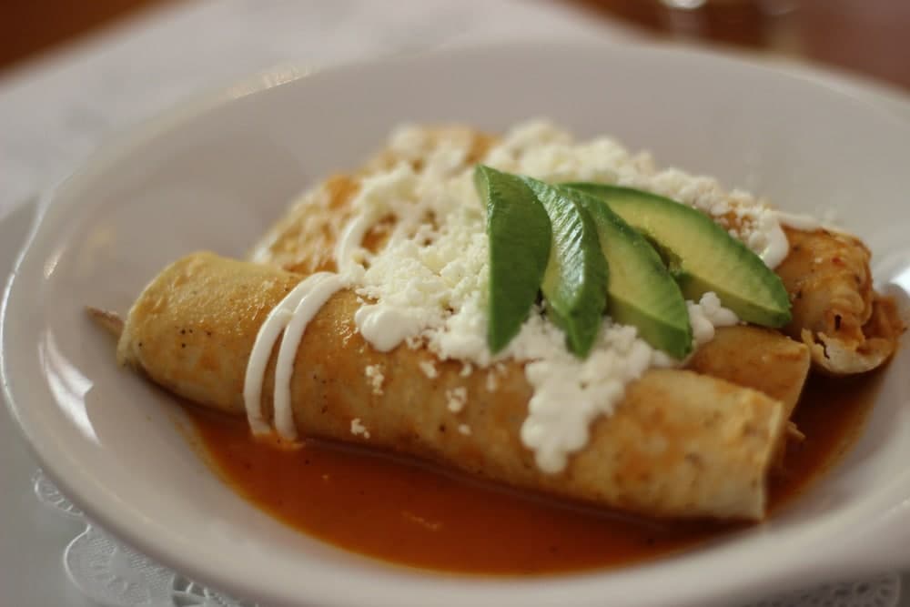 Hotel De Mendoza, Restaurant