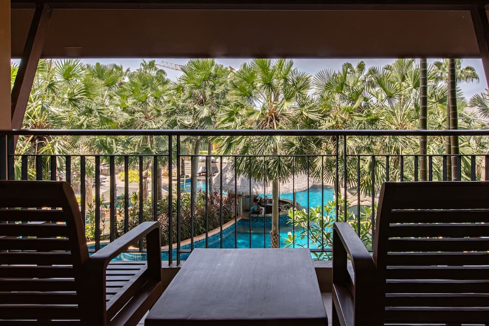 Rawai Palm Beach Resort, Balcony