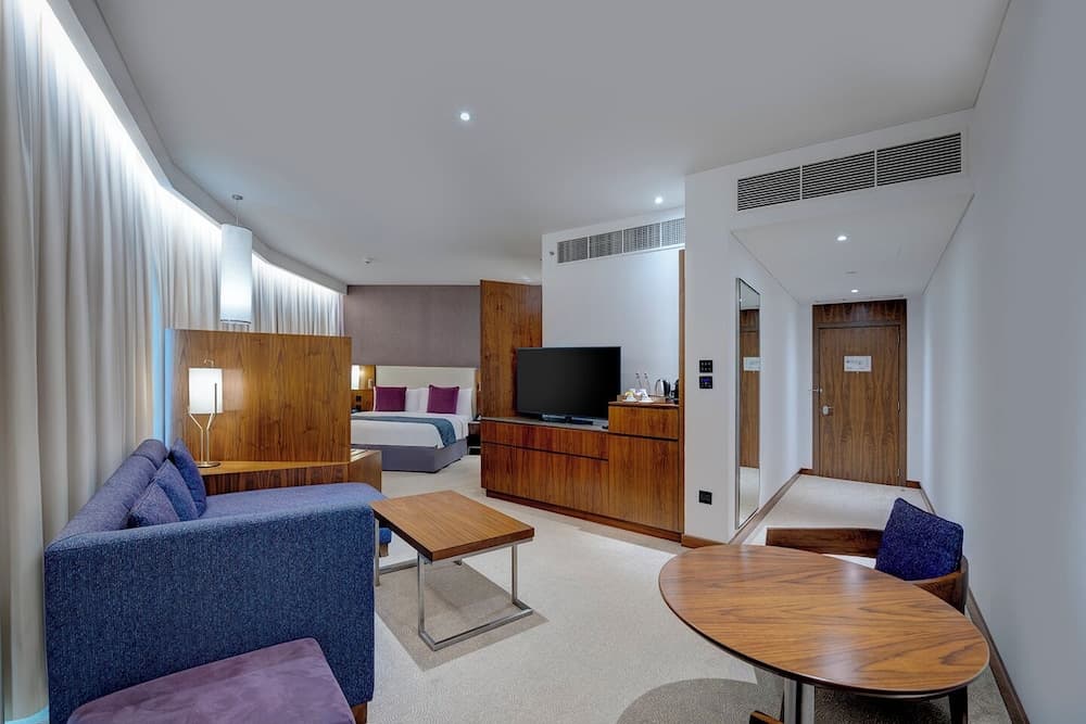 Crowne Plaza Muscat OCEC, an IHG Hotel, Room