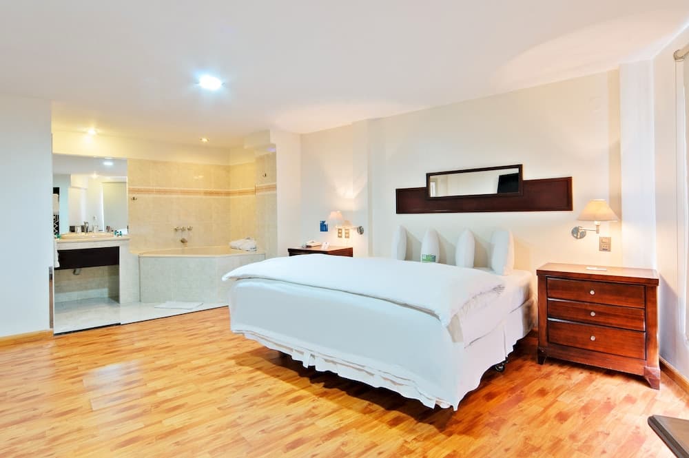 Hotel LP Columbus, Room