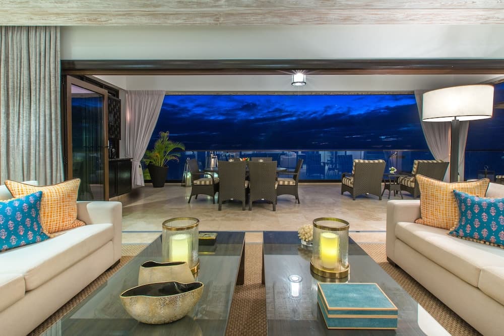 OLD102-The Sandpiper - GATTINONI, Living room