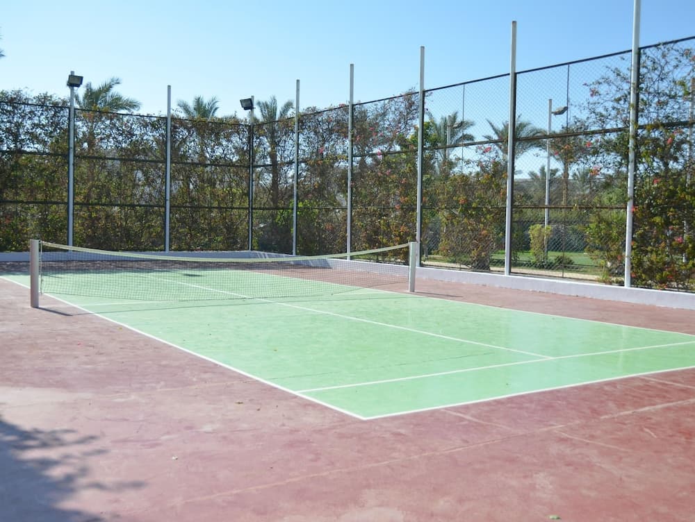 Queen Sharm Resort - GATTINONI, Tennis court
