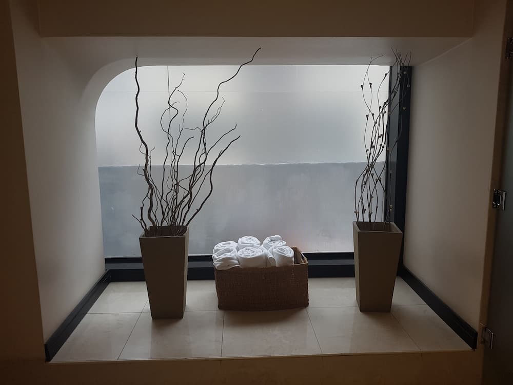 Savoy Hotel, Gimnasio