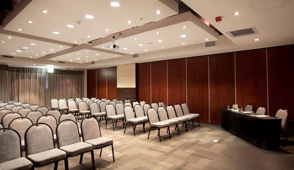 DoubleTree by Hilton Cape Town - Upper Eastside, Meeting facility