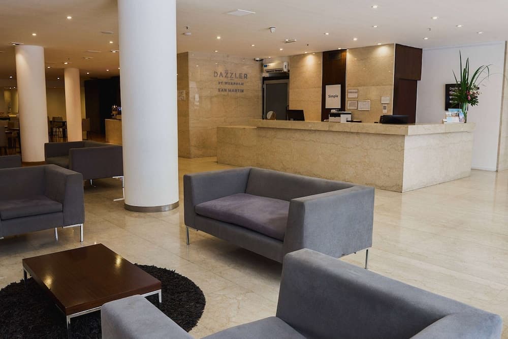 Dazzler by Wyndham Buenos Aires San Martin, Lobby