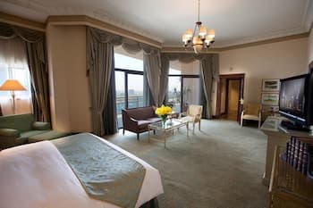 Conrad Cairo, Guestroom