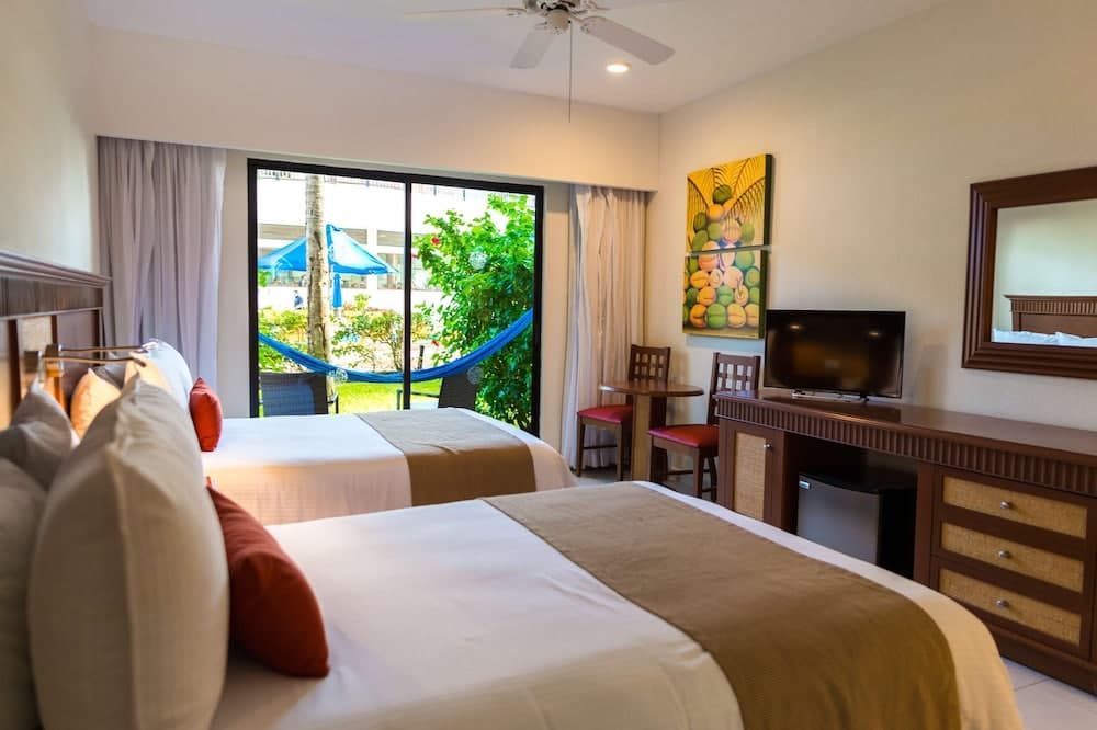 The Reef Coco Beach Resort & Spa- Optional All Inclusive, Room
