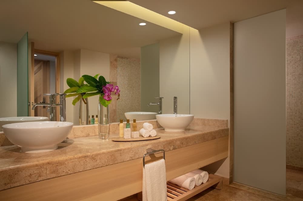 Dreams Aventuras Riviera Maya - All Inclusive, Bathroom