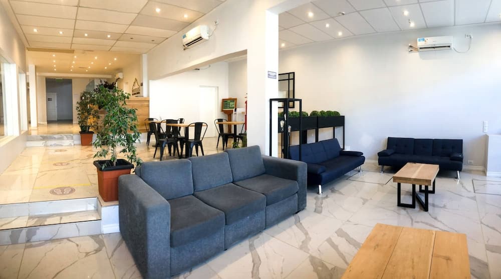 Mónaco Hotel , Reception