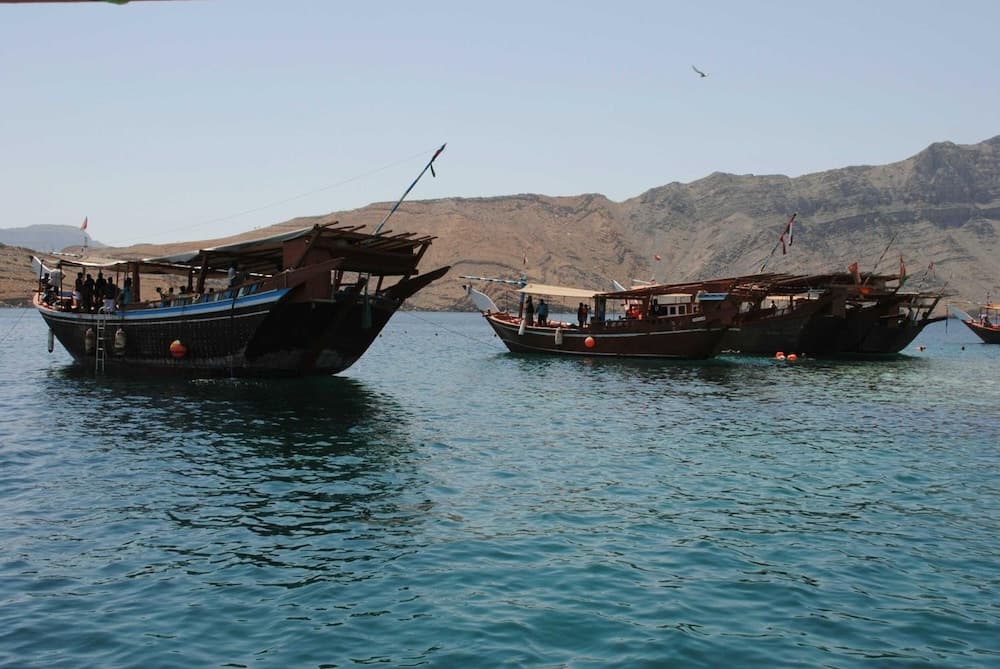 Atana Khasab Hotel, Lake