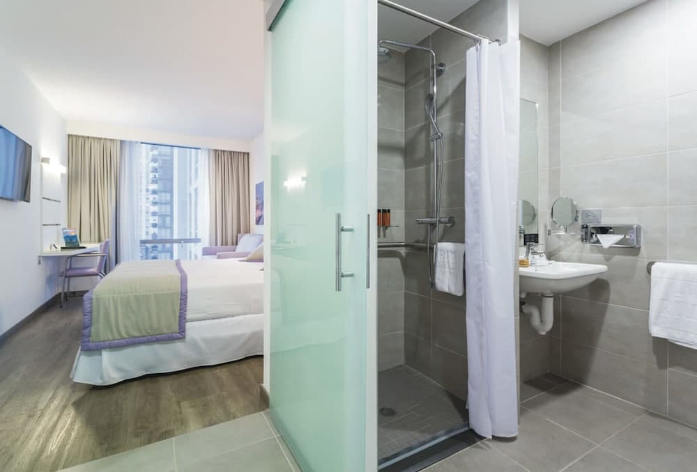 RIU Plaza New York Times Square, Room