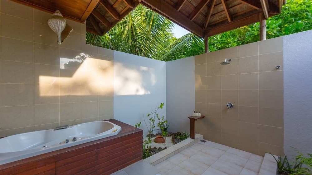 Kuredu Island Resort - GATTINONI, Whirlwanne